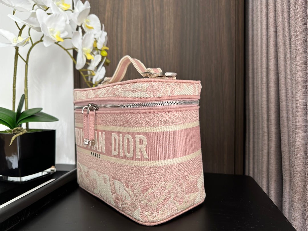 Dior Vanity 25 Pink Canvas Makeup Bag - Image 3