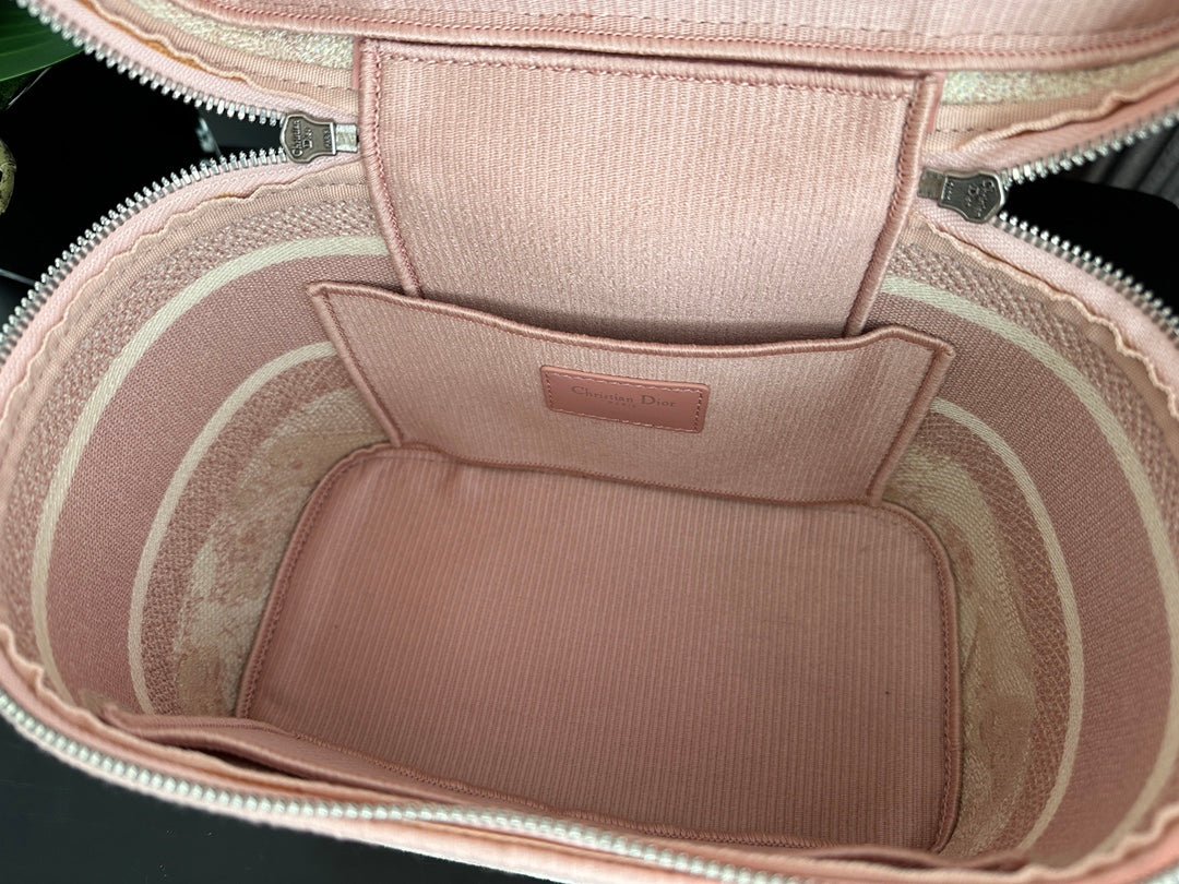 Dior Vanity 25 Pink Canvas Makeup Bag - Image 5