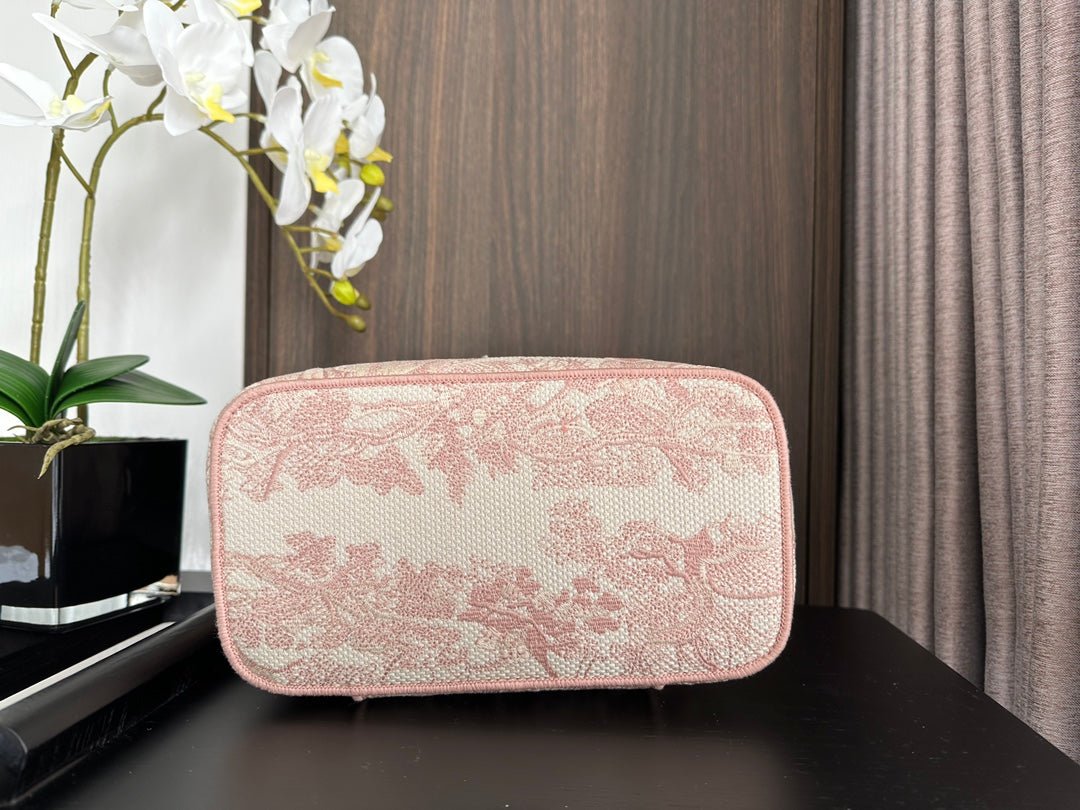 Dior Vanity 25 Pink Canvas Makeup Bag - Image 6