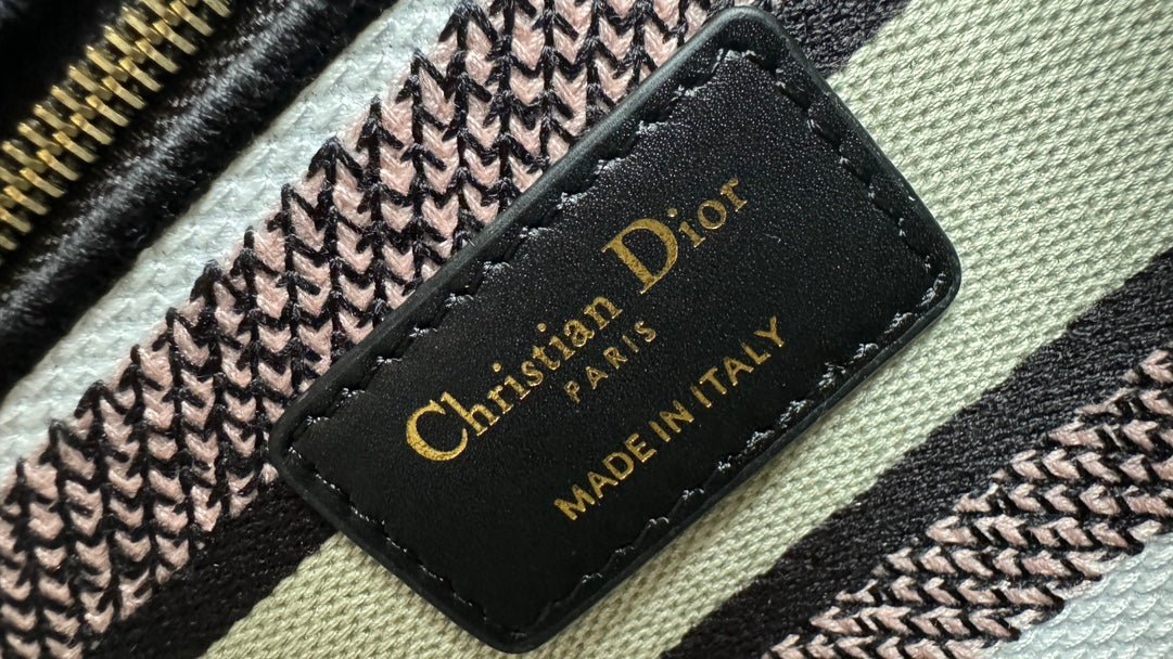 Dior Lady 24 Multicolor Floral Embroidery Handbag - Image 4