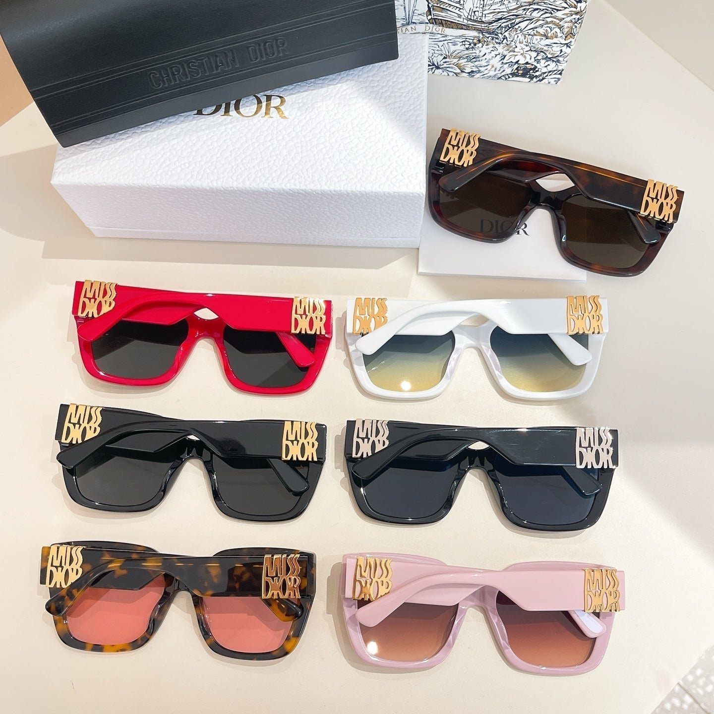 Dior Red Acetate Square Green Sunglasses - Image 9