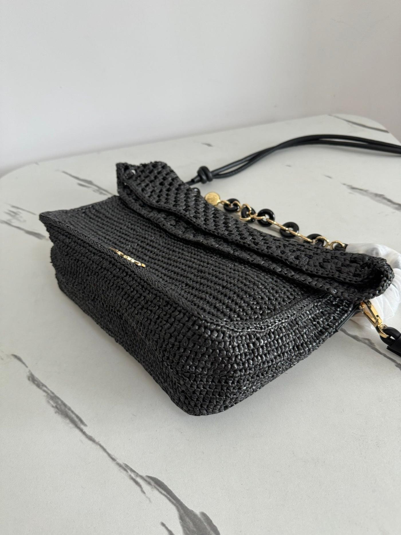 Loewe Medium Ola Bag 26 Black Raffia - Image 4