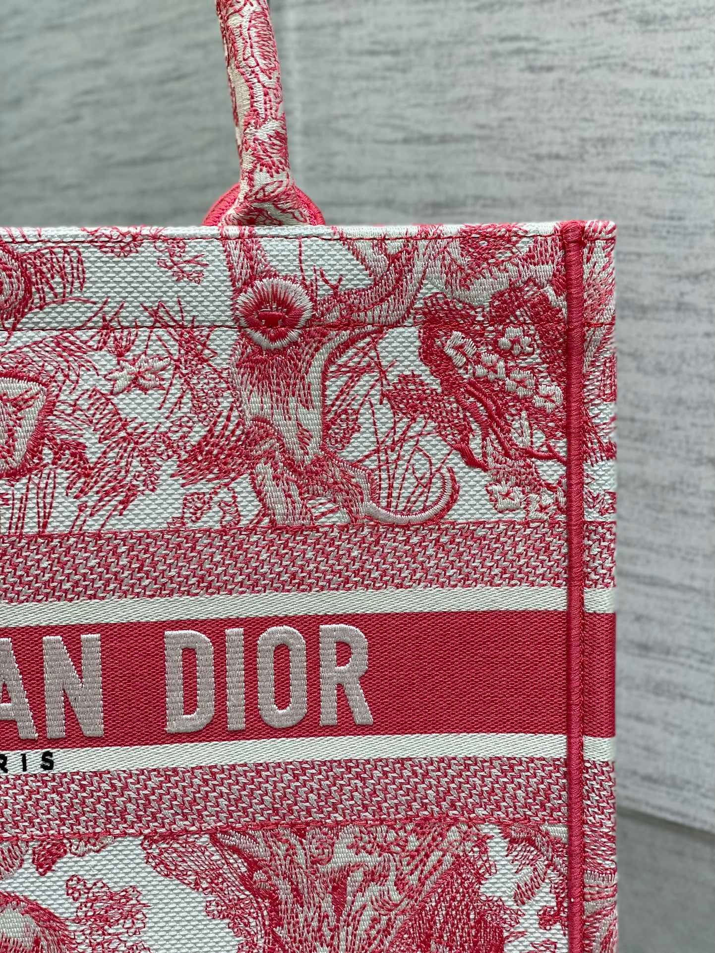 Dior Book Tote 36 Red Tiger Canvas Bag - Image 9