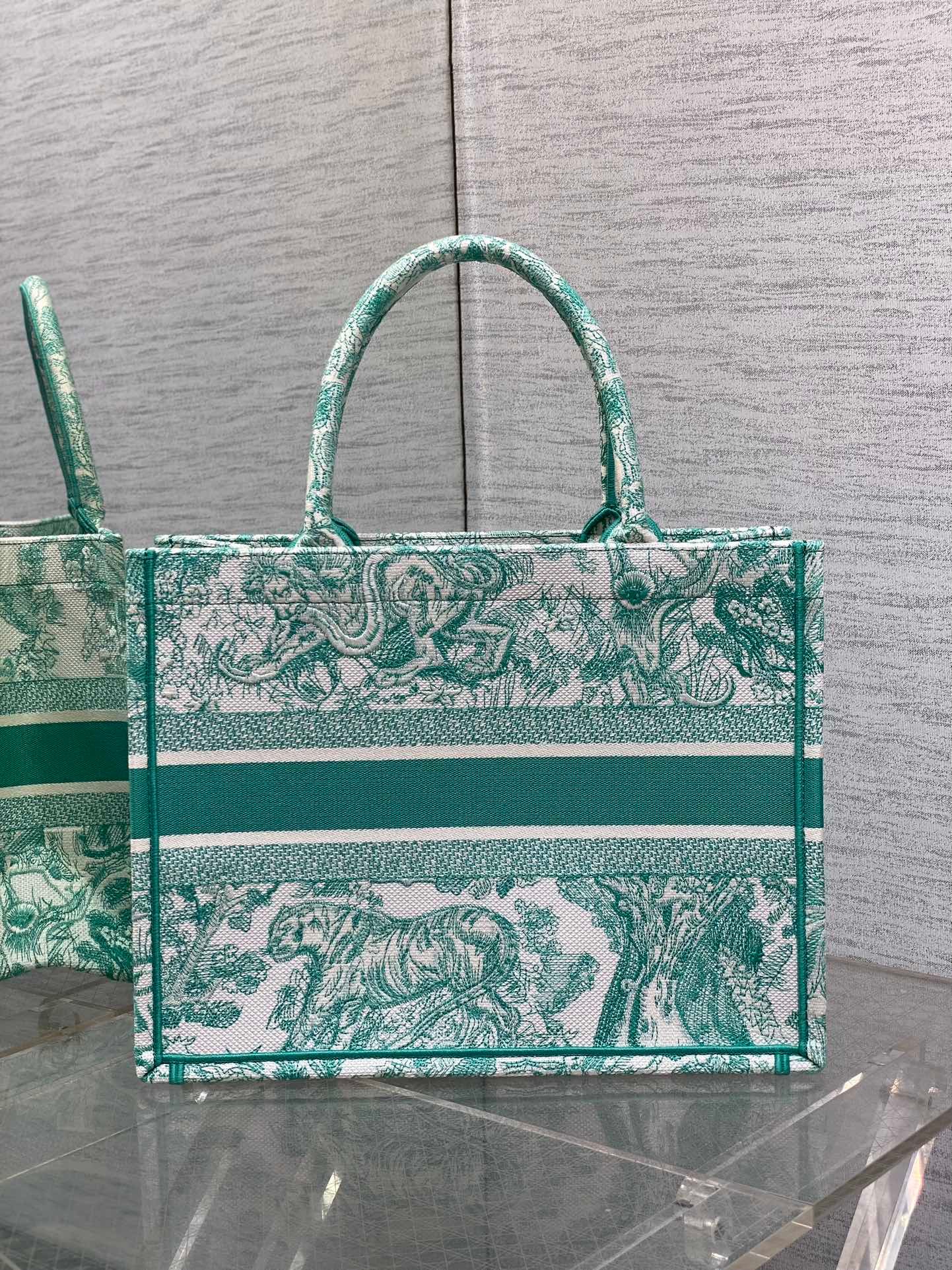 Dior Book Tote 36 Aquamarina Canvas Bag - Image 2