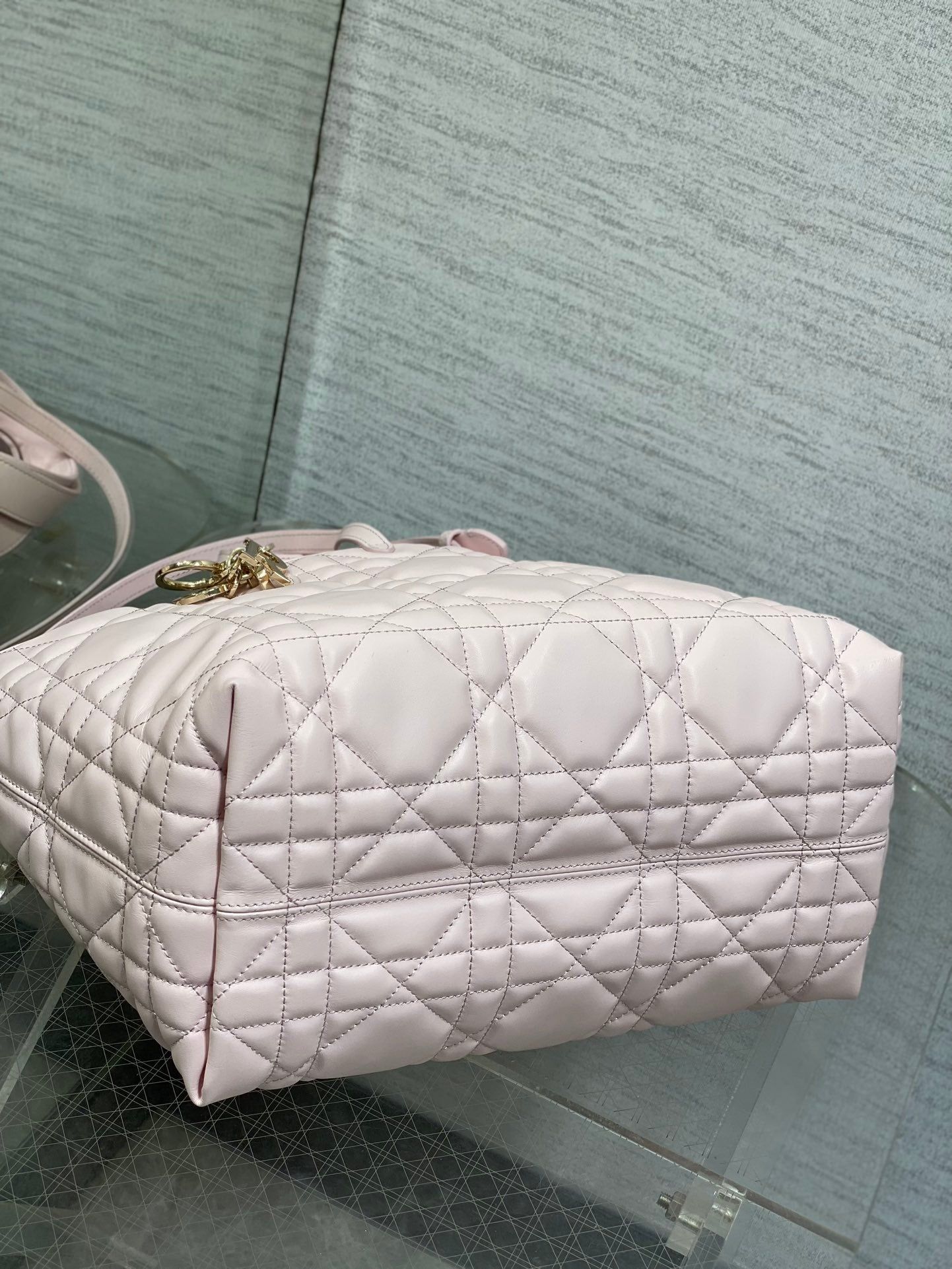 Dior Always Medium Light Pink Quilted Calfskin Tote - Image 3