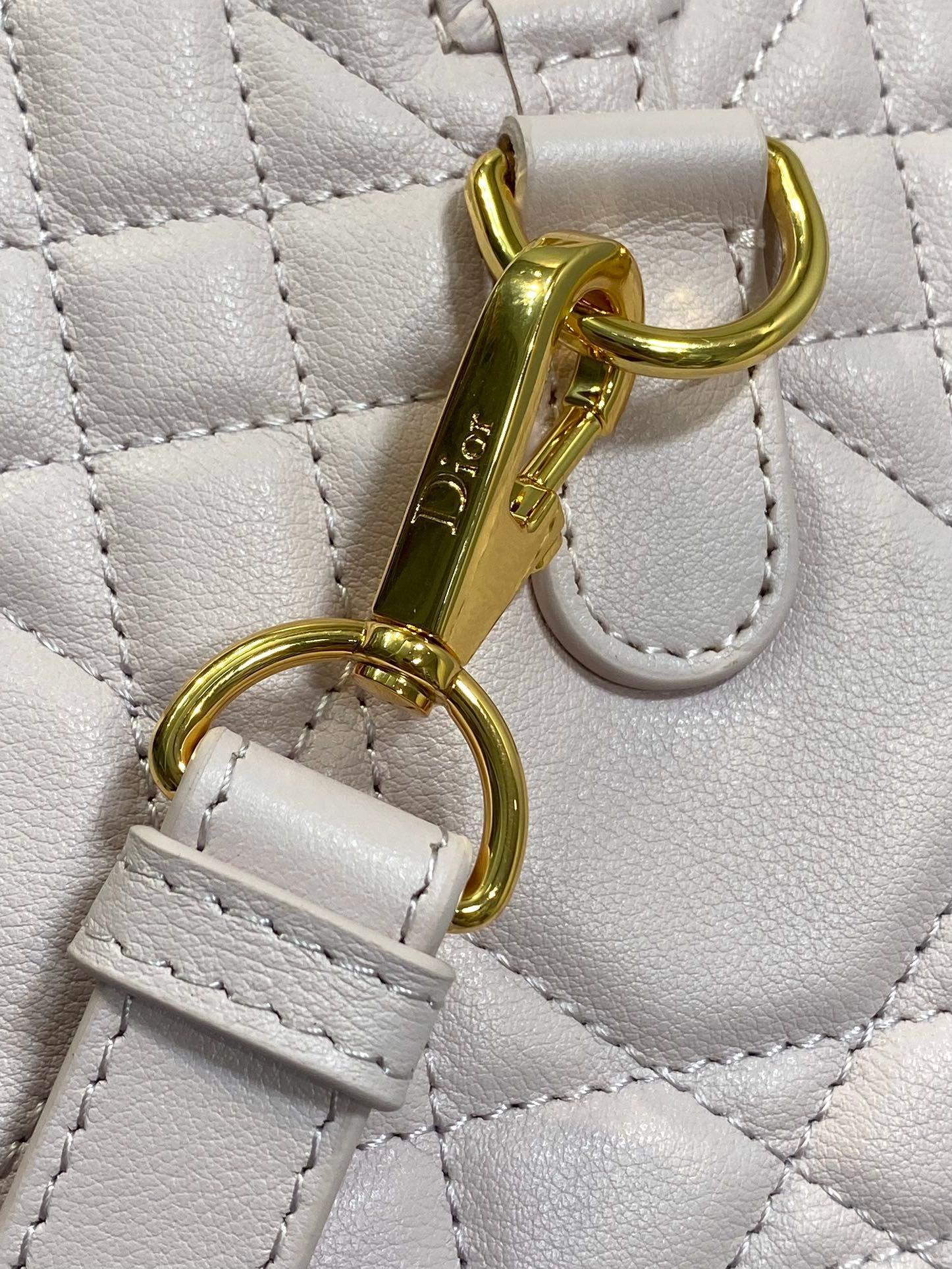 Dior Groove Series Light Pink Lambskin Large Barrel Bag - Image 4