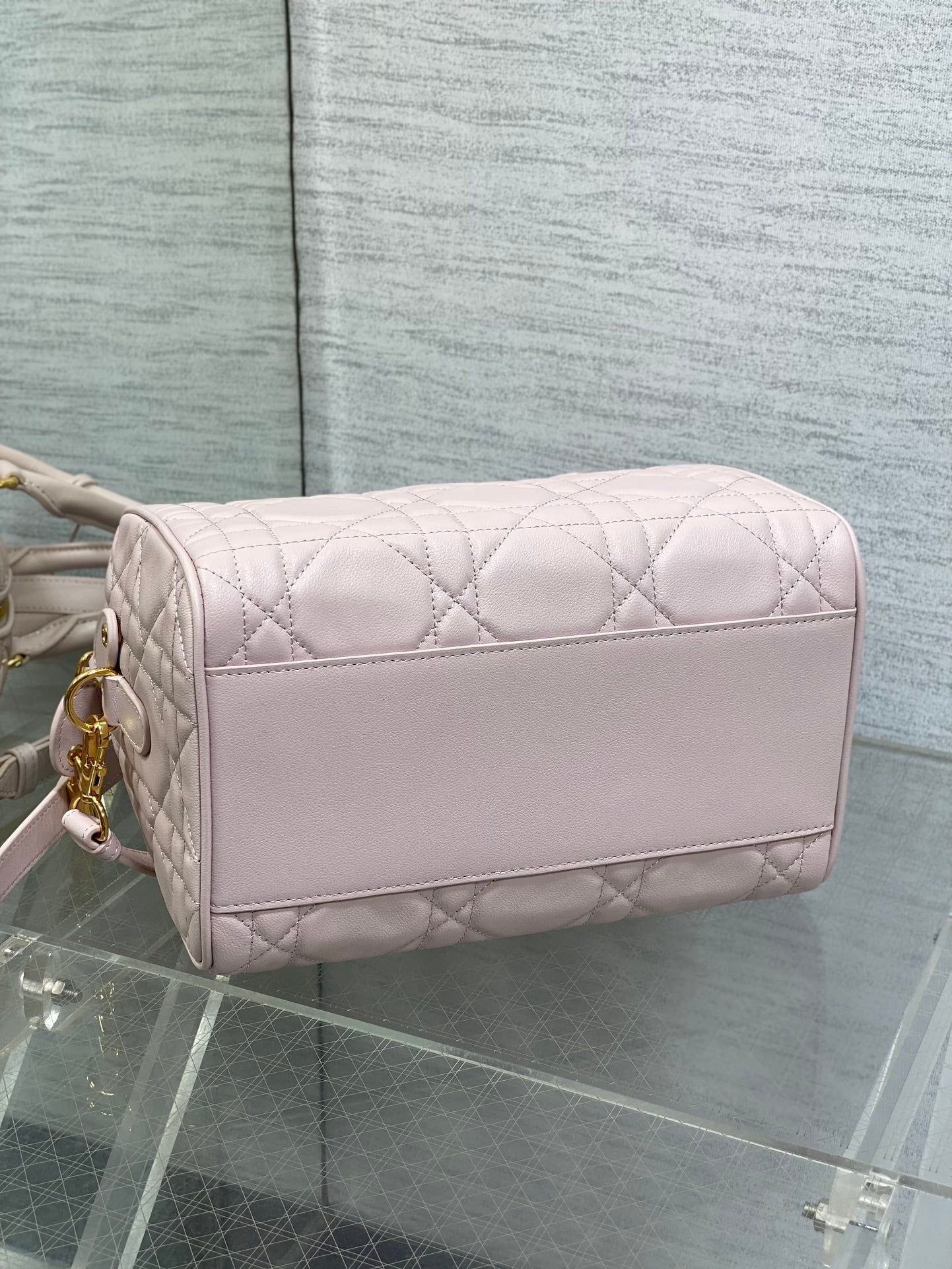 Dior Groove Series Light Pink Lambskin Large Barrel Bag - Image 9