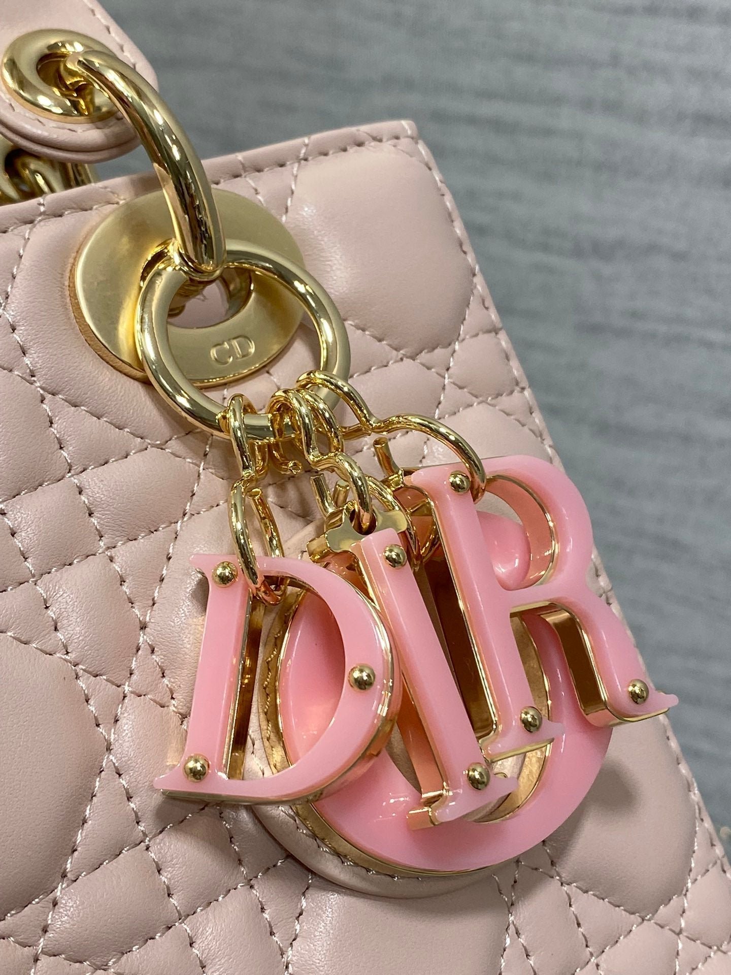 Dior Lady Bag 20CM Pink Lambskin With Pink Charm - Image 5