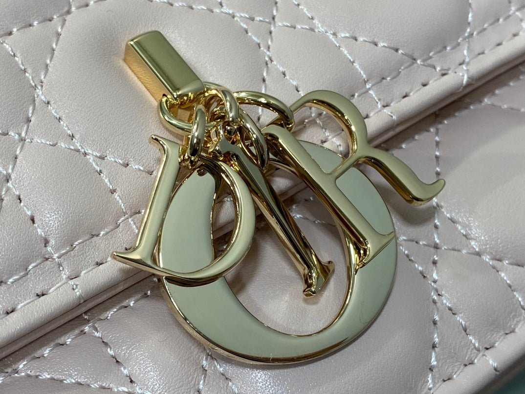 Dior Mini Series 24 Pastel Pink Patent Calfskin Daily Bag - Image 9