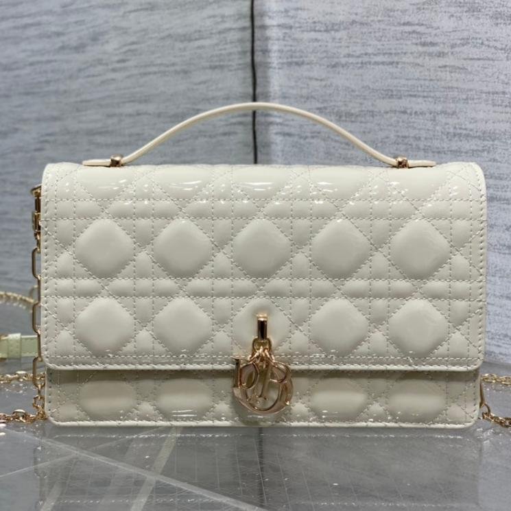 Dior Mini Series 24 Cream Patent Calfskin Quilted Clutch