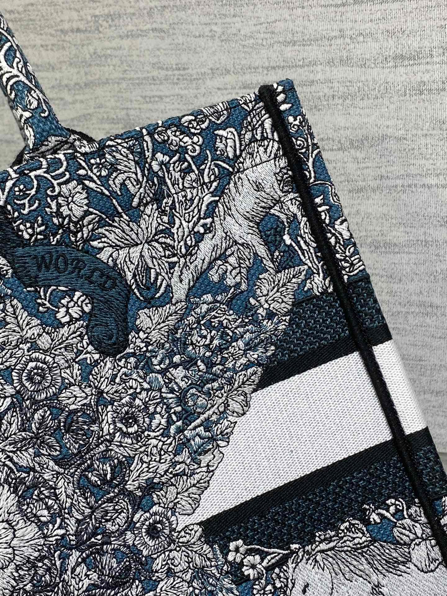 Dior Medium Book Tote 36 Black Blue Print Canvas - Image 9