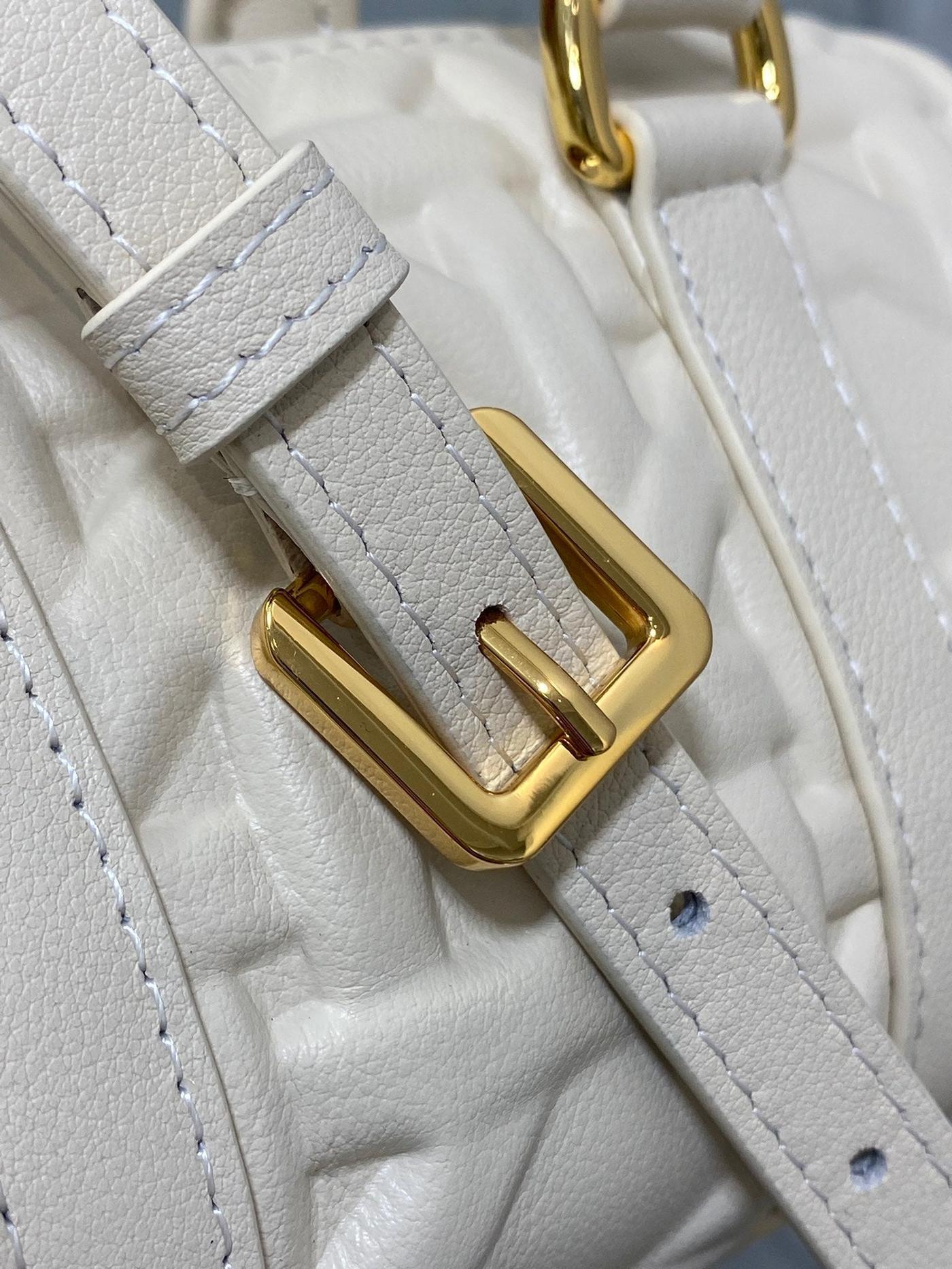 Dior Groove Mini White Cream Quilted Calfskin Bag - Image 7