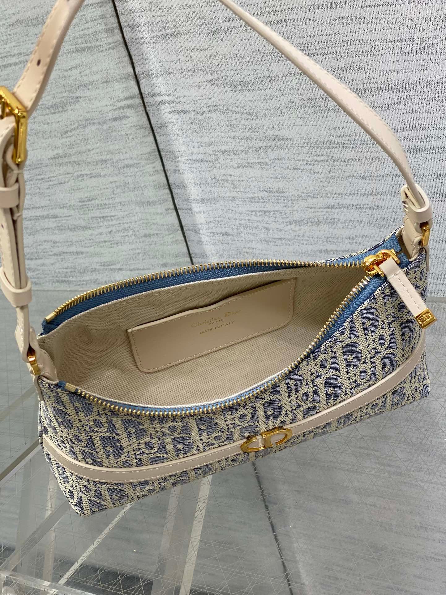 Dior Miss Caro Blue Raffia-Effect Fabric Bag - Image 7