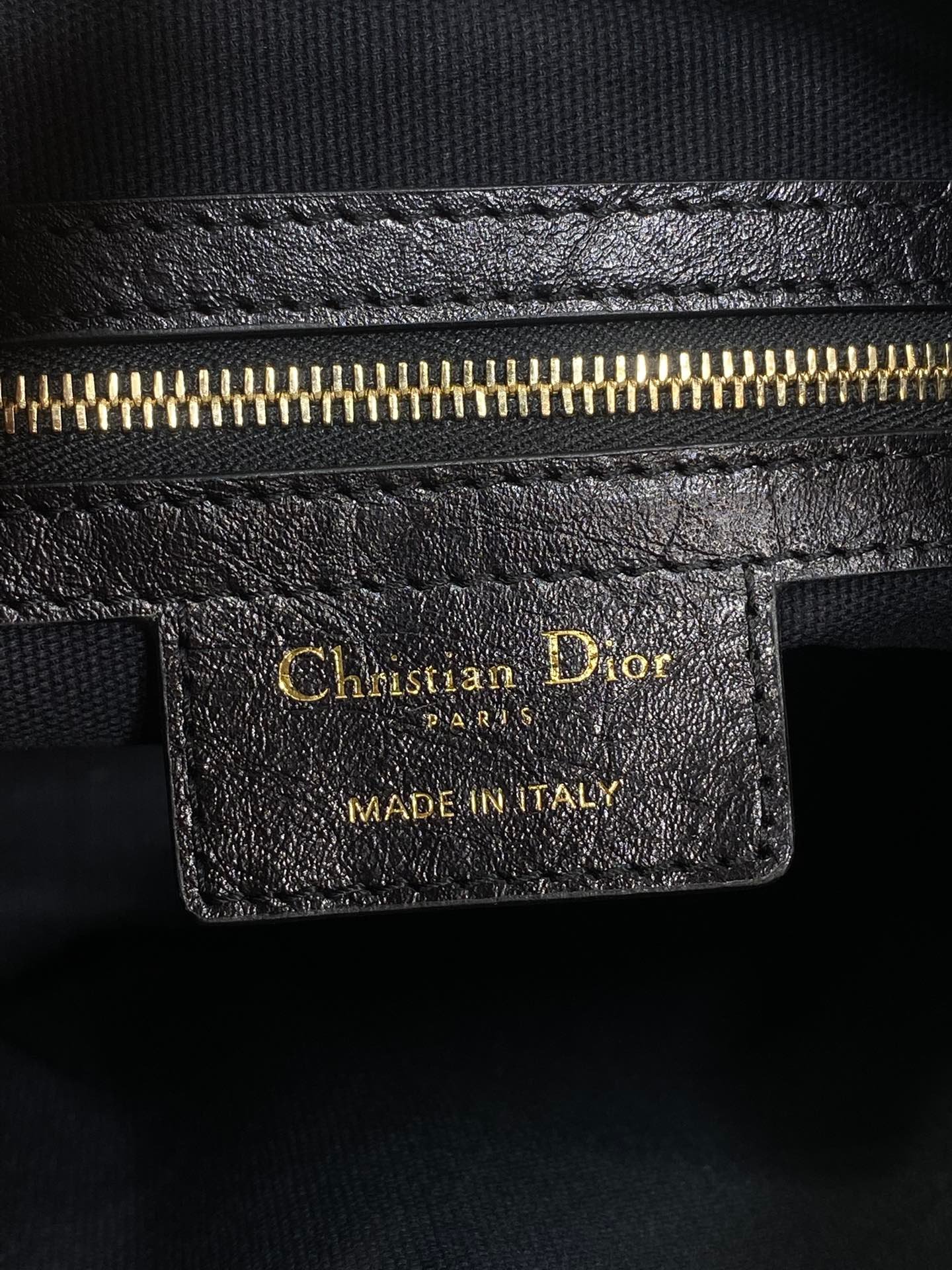 Dior Voyage Handbag Black Crinkled Calfskin - Image 9