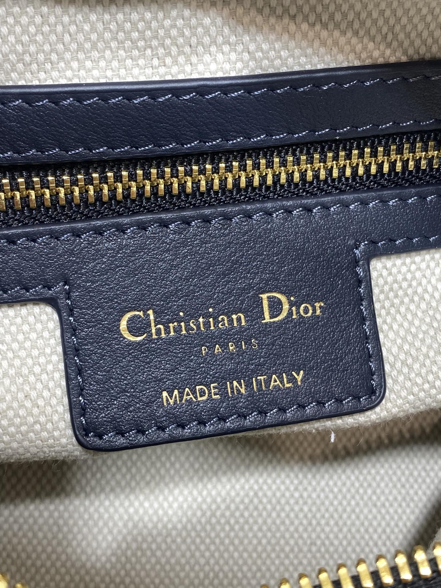 Dior Voyage Color-block Canvas & Leather Bag - Image 9