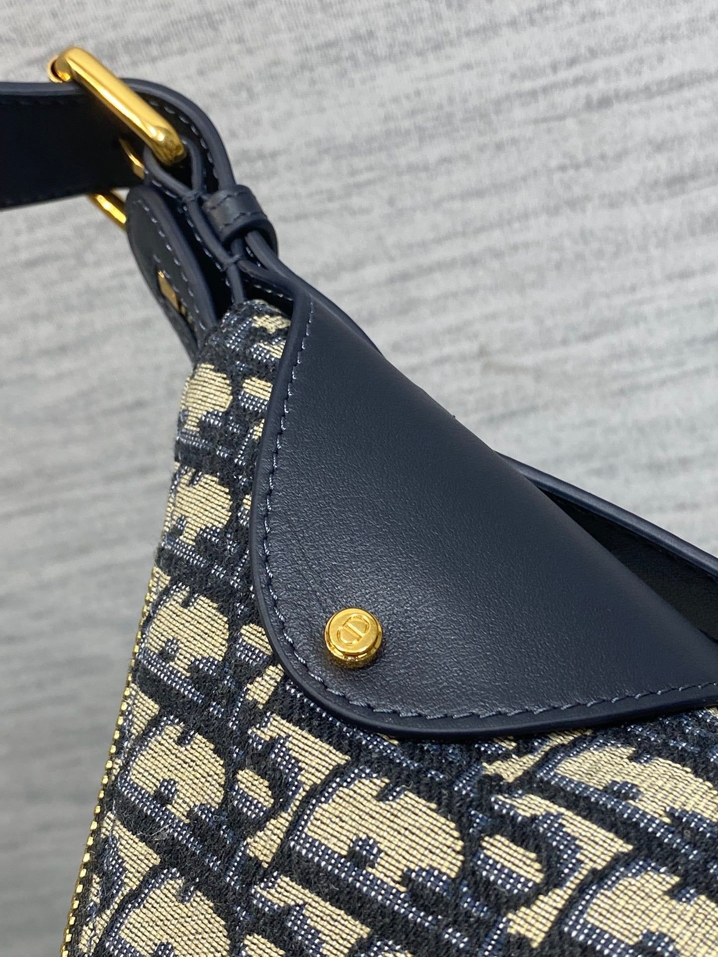 Dior Voyage Color-block Canvas & Leather Bag - Image 4