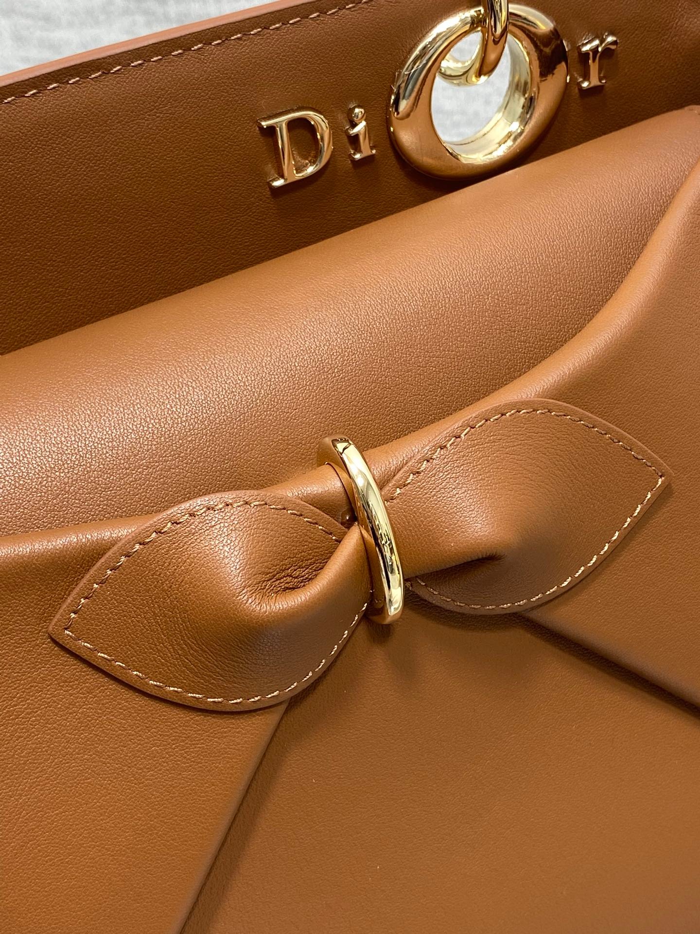 Dior Bow Series Caramel Brown Leather Tote Bag - Image 7