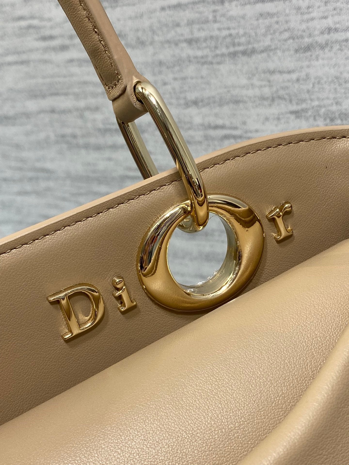 Dior Bow Series Nude Beige Leather Minimalist Tote Bag - Image 4