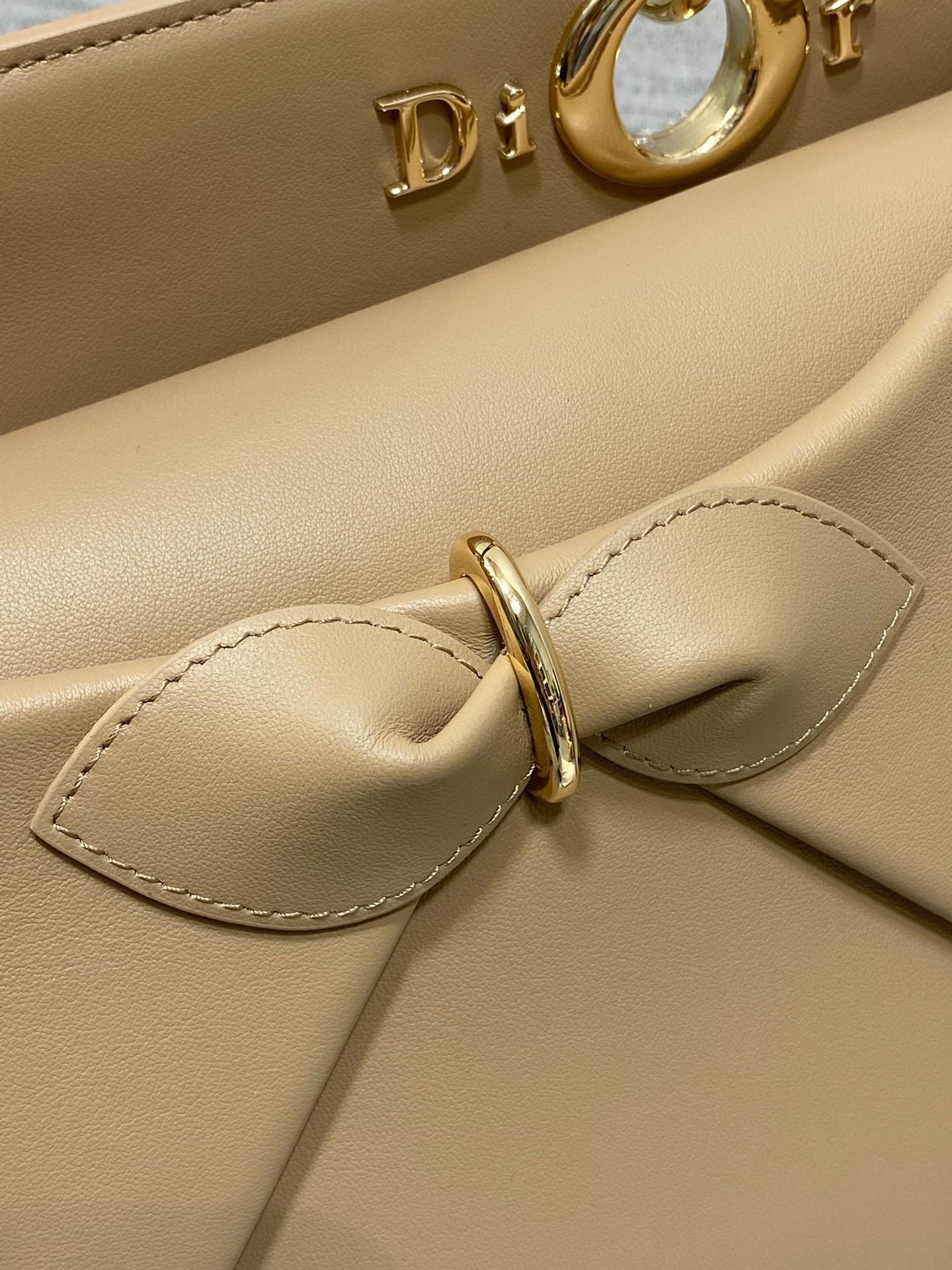 Dior Bow Series Nude Beige Leather Minimalist Tote Bag - Image 7