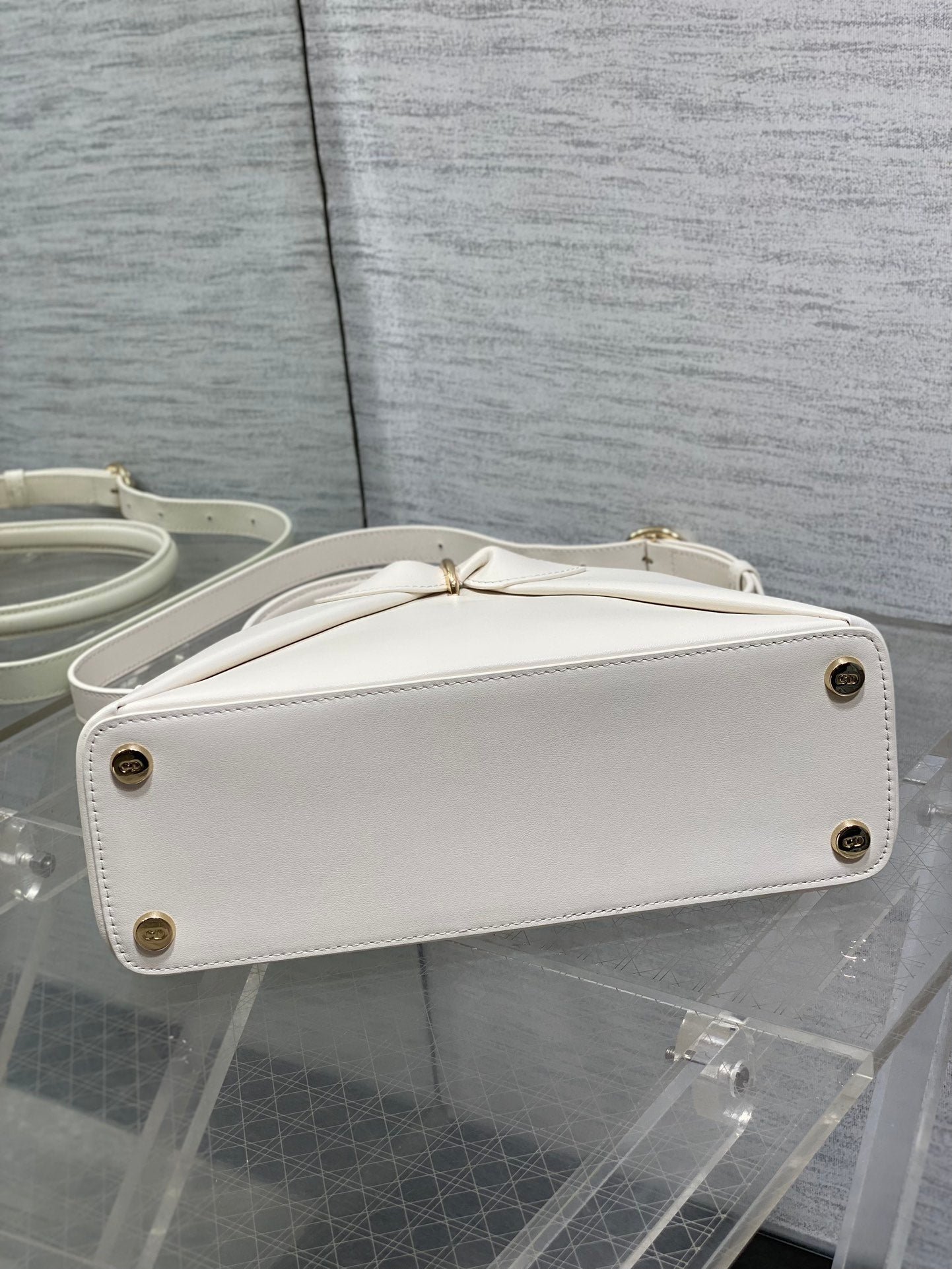 Dior Bow Series Pure White Leather Elegant Top Bag - Image 3