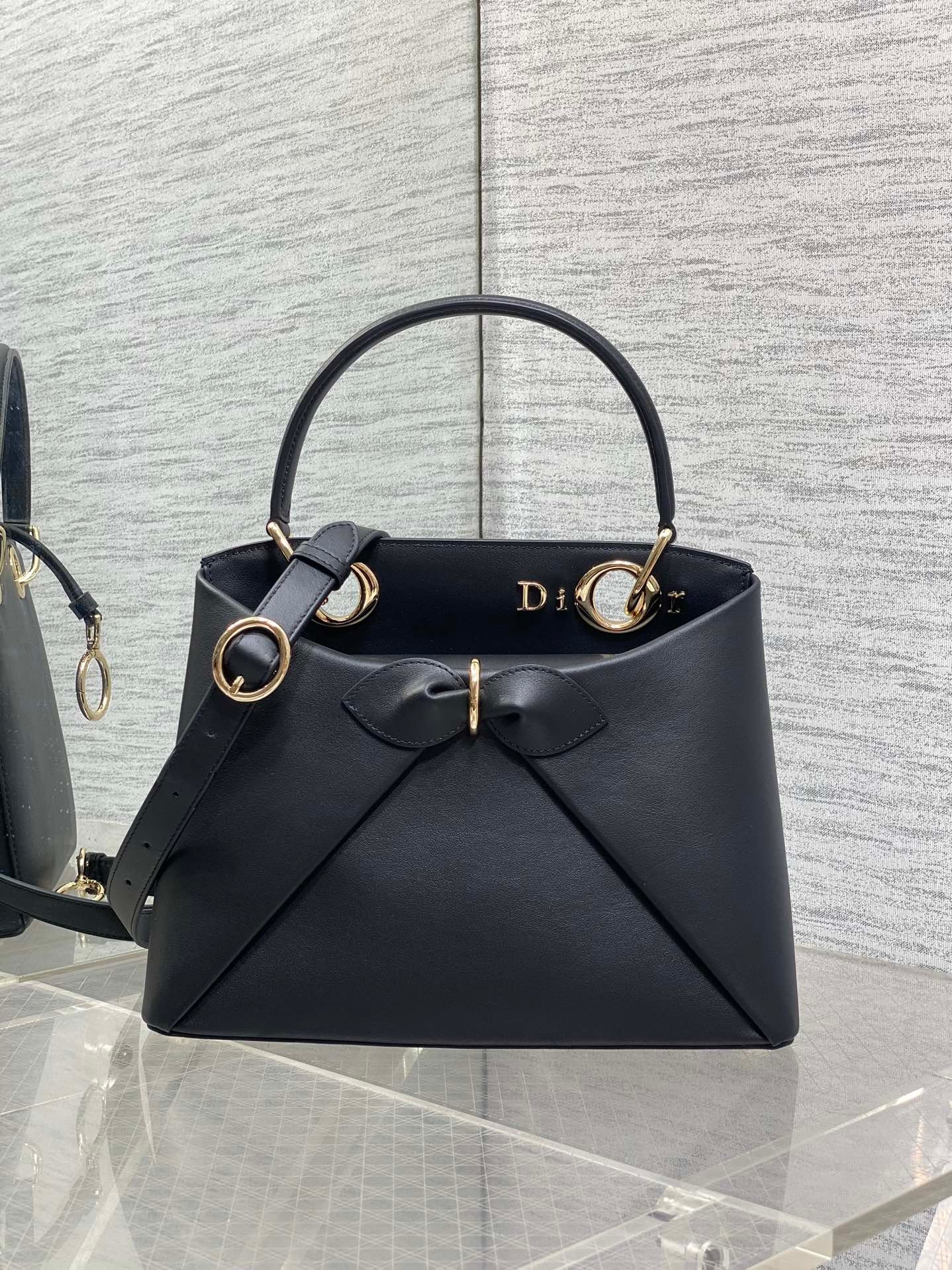 Dior Bow Series Classic Black Leather Versatile Tote Bag - Image 7