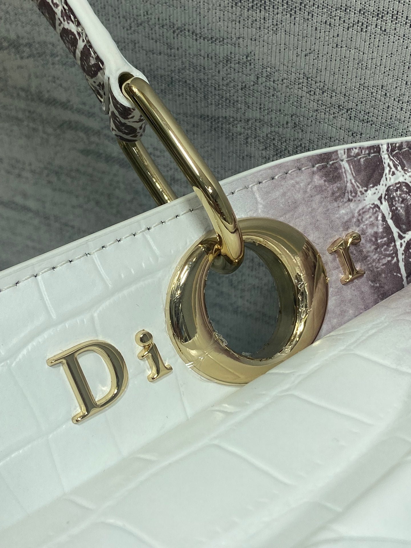 Dior Croc-Embossed Series White-Purple Leather Bag - Image 3