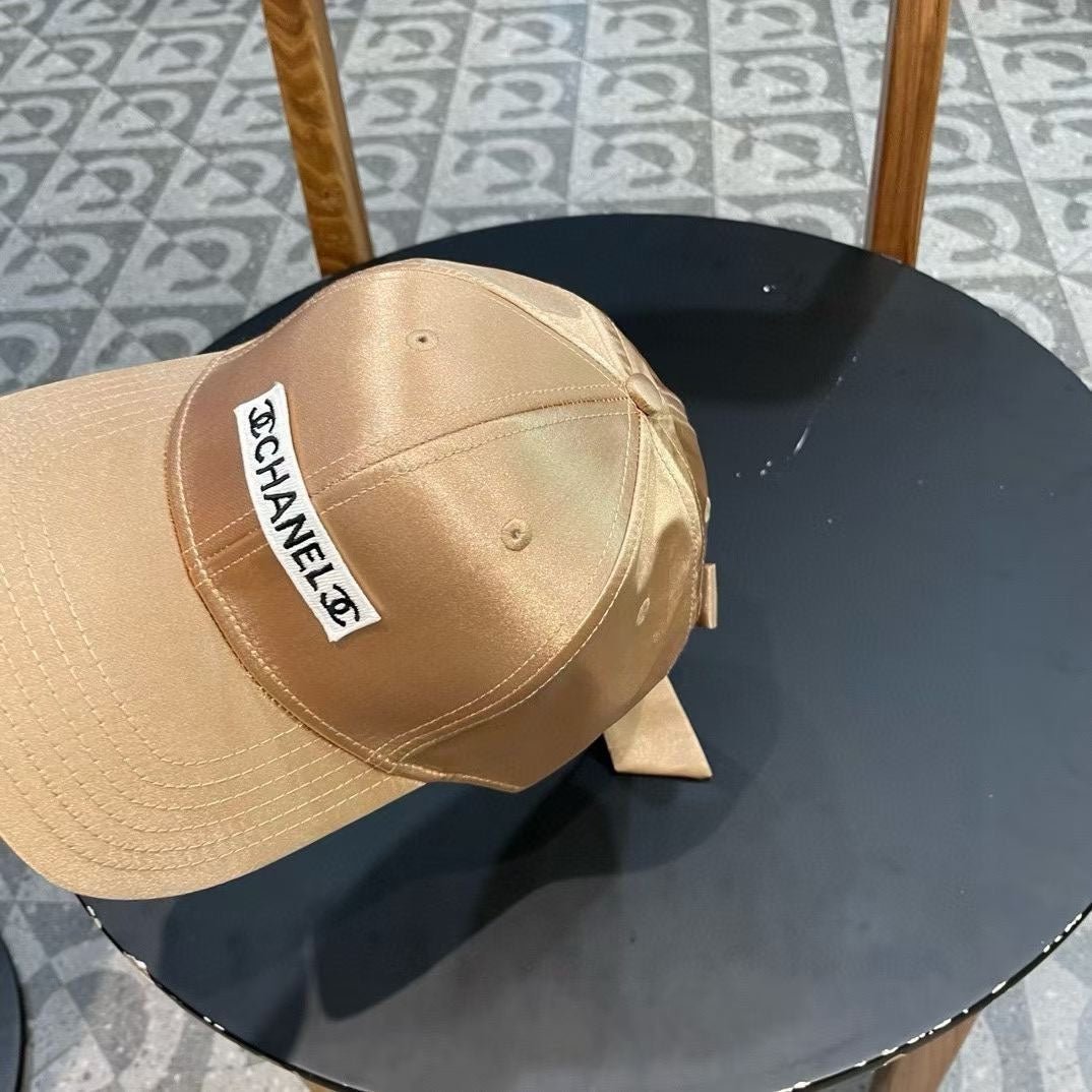 BASEBALL HAT IN GOLD SILK SATIN 404866 - Image 4