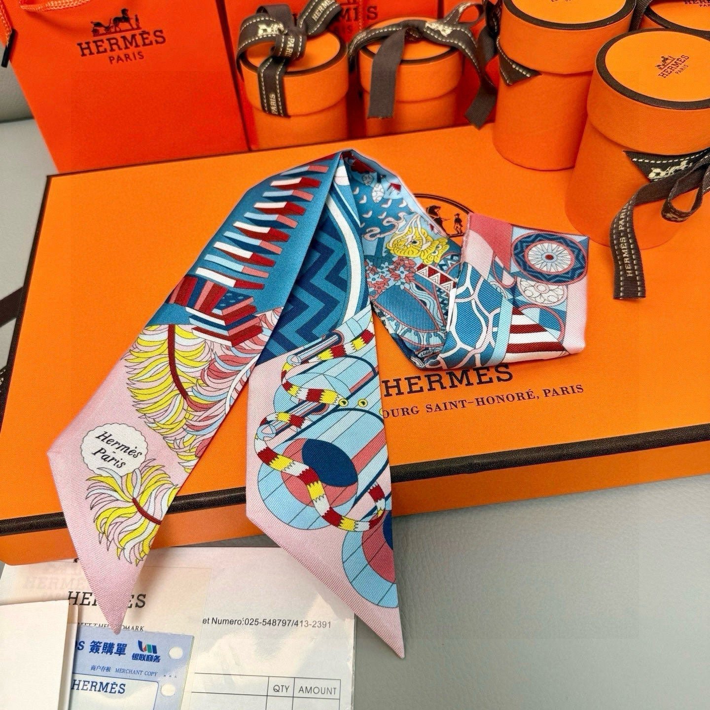 Hermès Silk Cartoon Twilly - Image 3