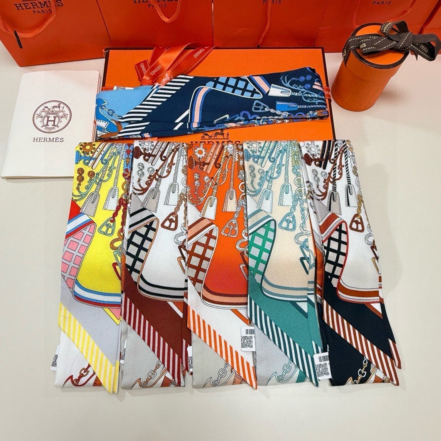 Hermès Striped Silk Twilly - Image 9
