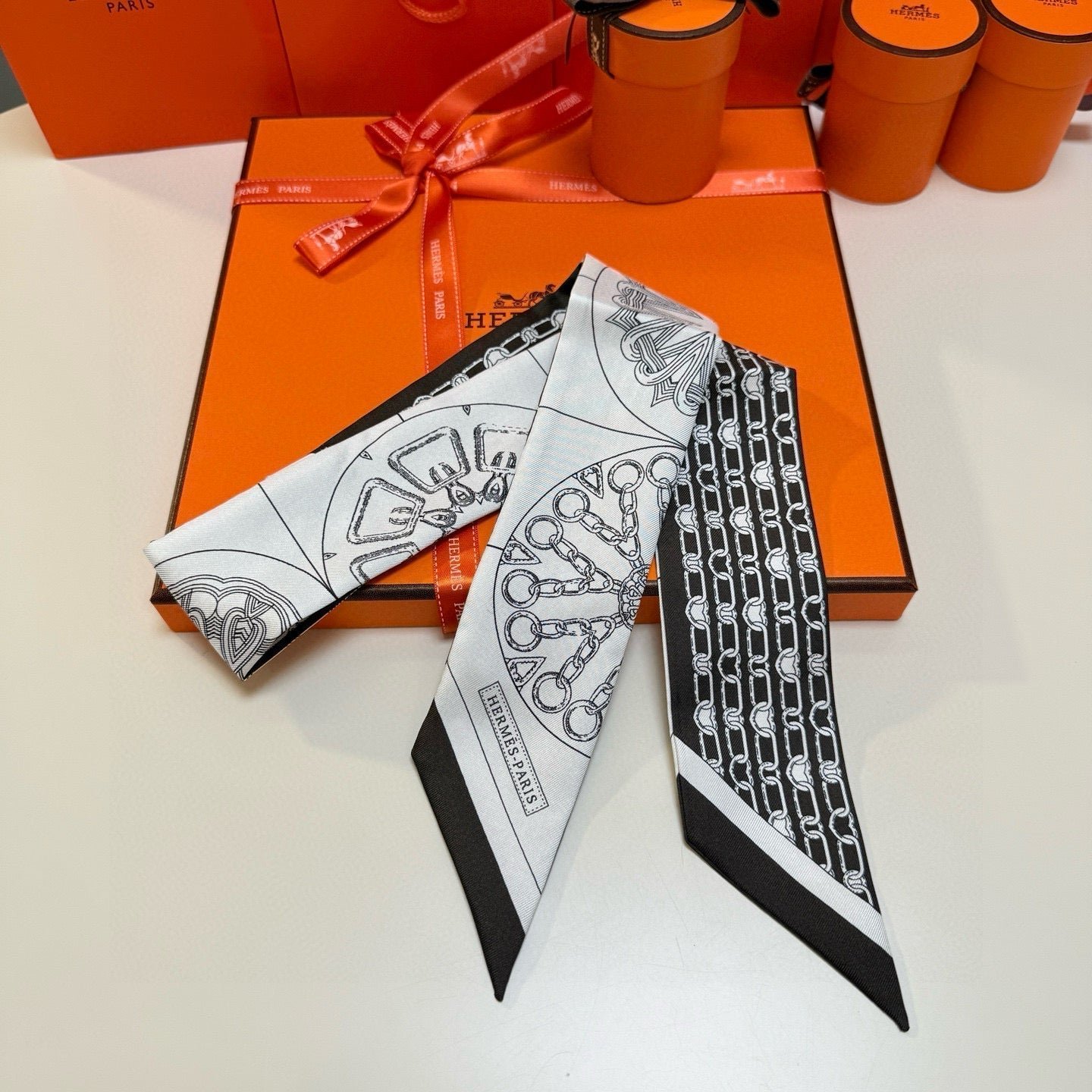 HERMES HERMES 25S SCARF 90 IN SILK 856721 - Image 4