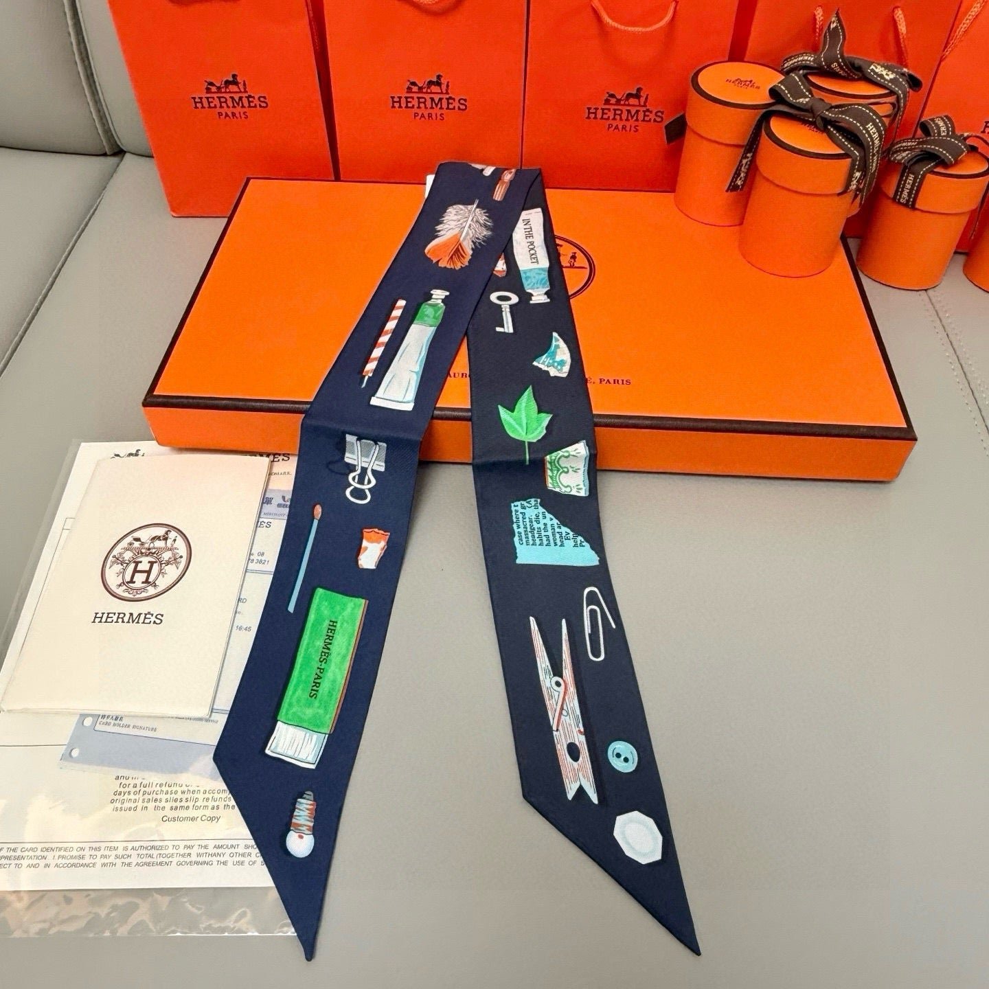 Alternative view of HERMES HERMES 25S SCARF TWILLY 86 IN SILK 987335