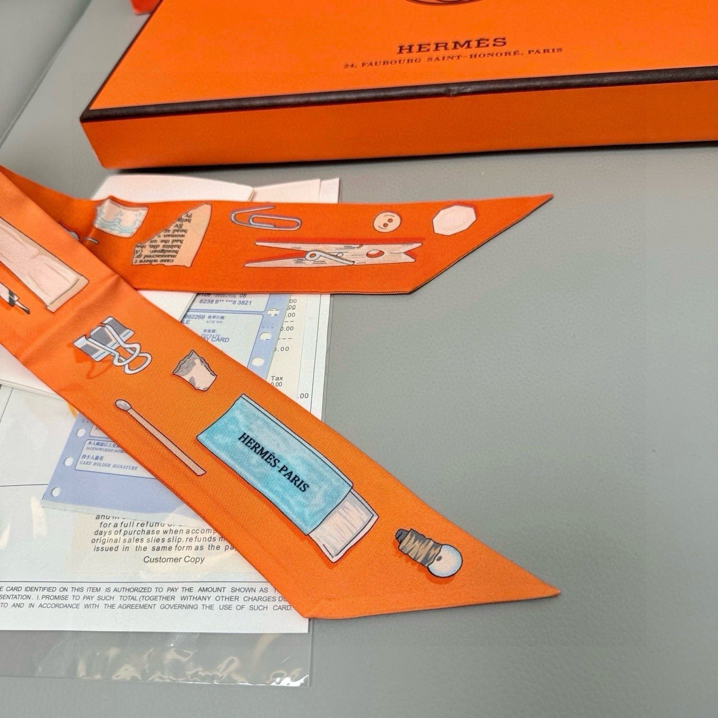 Hermès Stationery Silk Twilly - Image 5