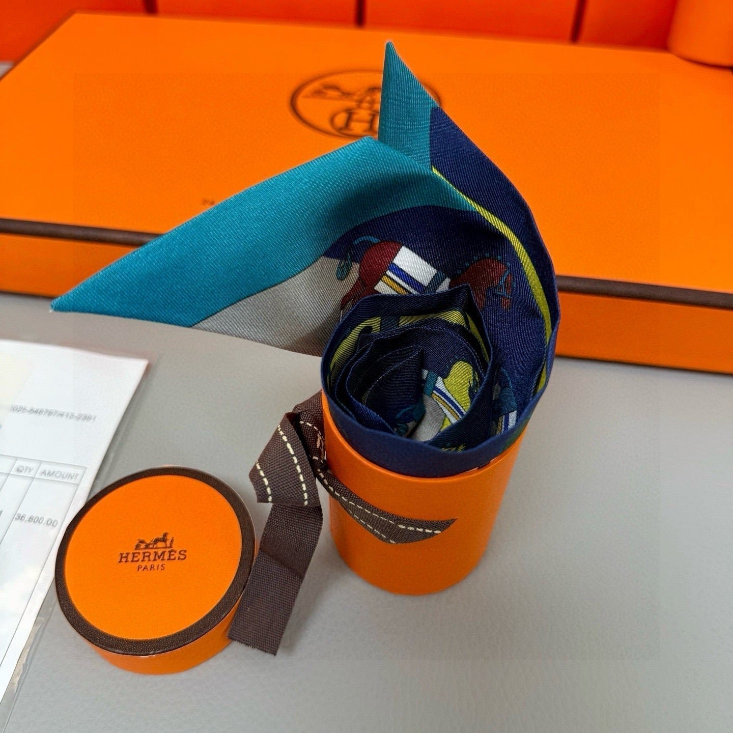 Alternative view of HERMES HERMES 25S TWILLY 86 IN SILK 989354