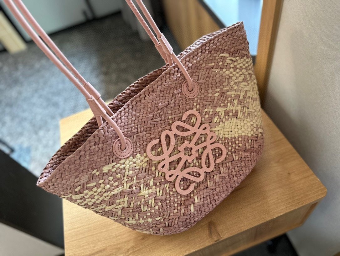 Alternative view of LOE SMALL ANAGRAM BASKET 28 BAG IN TURKISH ROSE IRACA PALM AND CALFSKIN