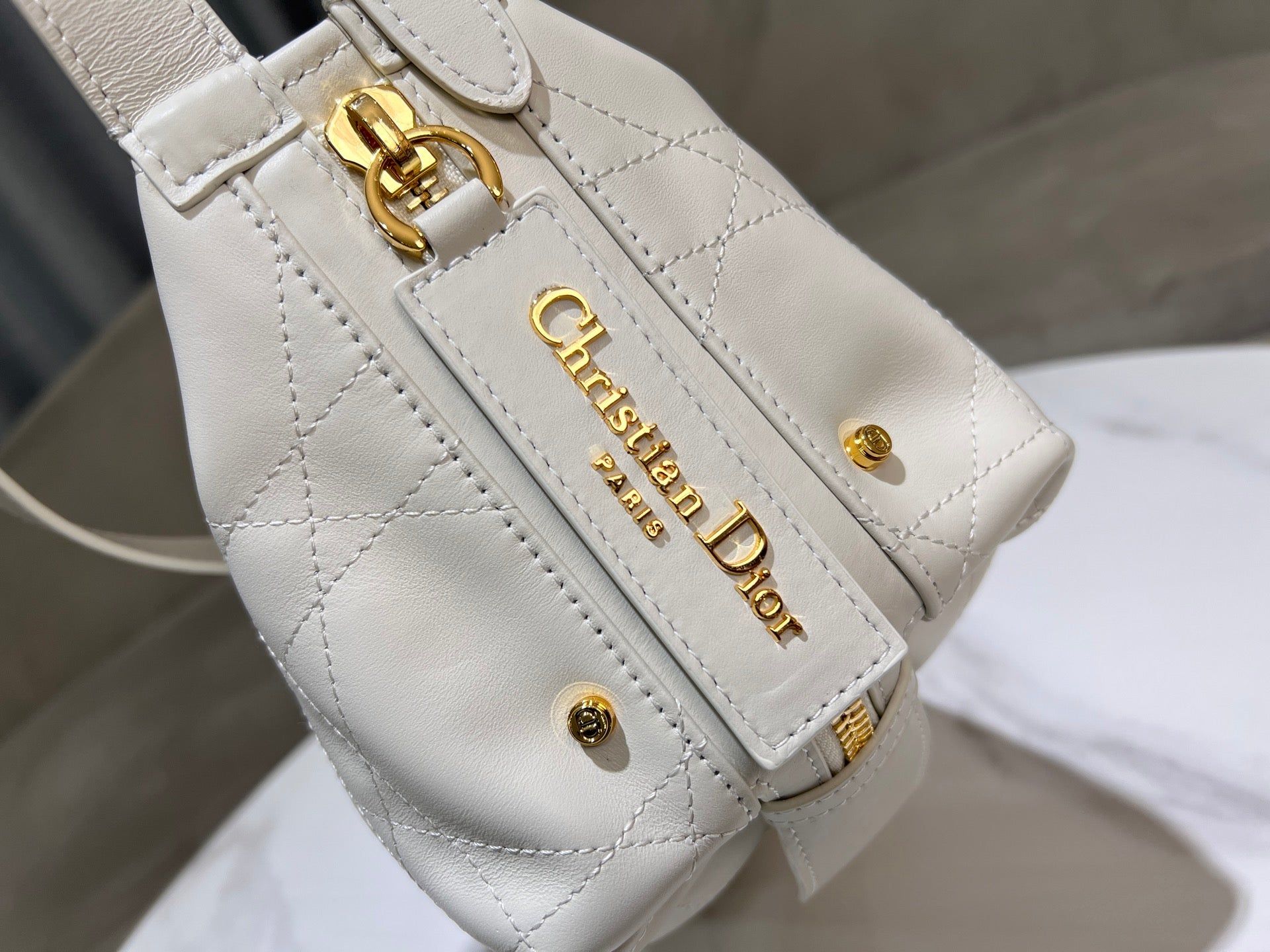 Dior Hobo 23 White Jacquard Canvas Shoulder Bag - Image 5