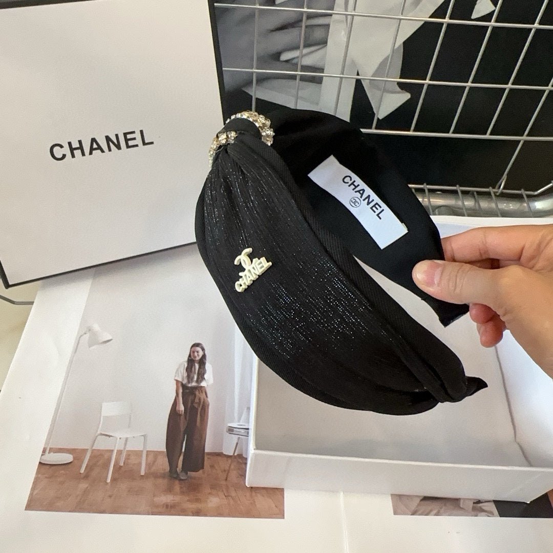 Chanel Crinkle Gold Twist Headband - Image 4