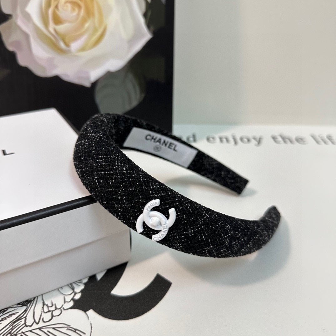 Chanel Glitter Fabric CC Headband - Image 6
