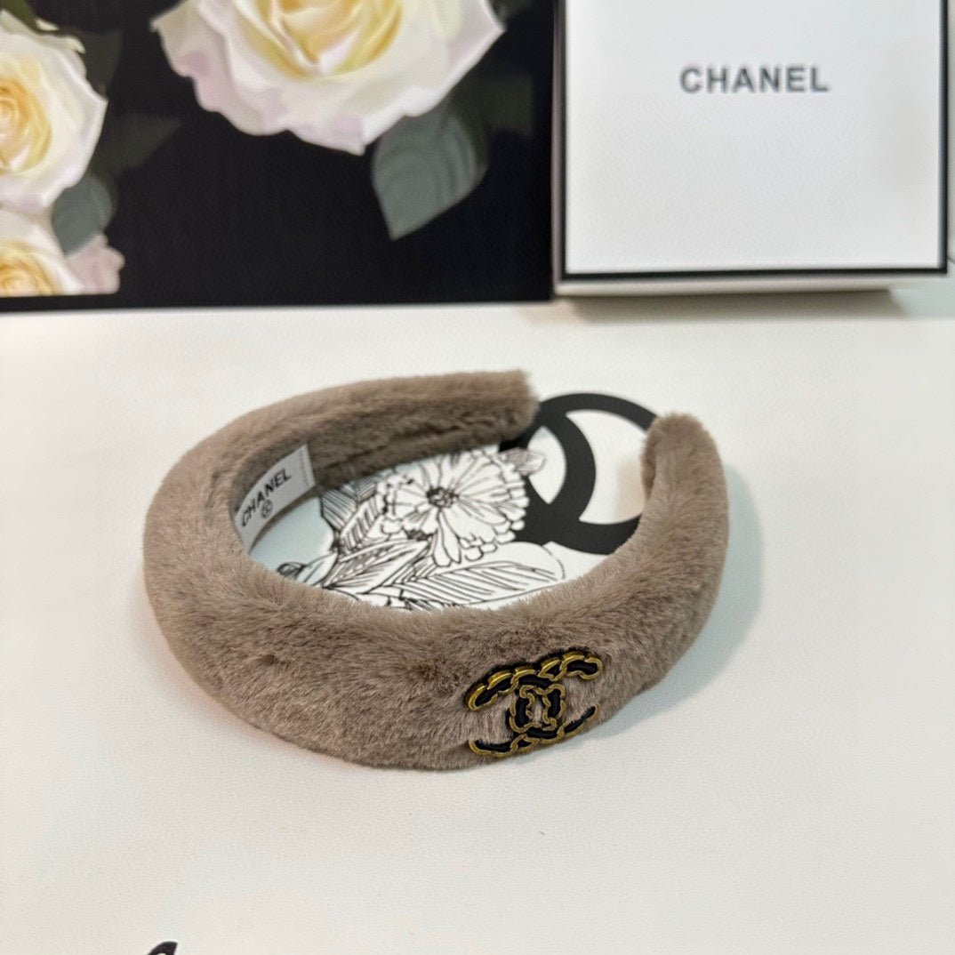 Chanel Brown Plush Fleece Embroidered CC - Image 4