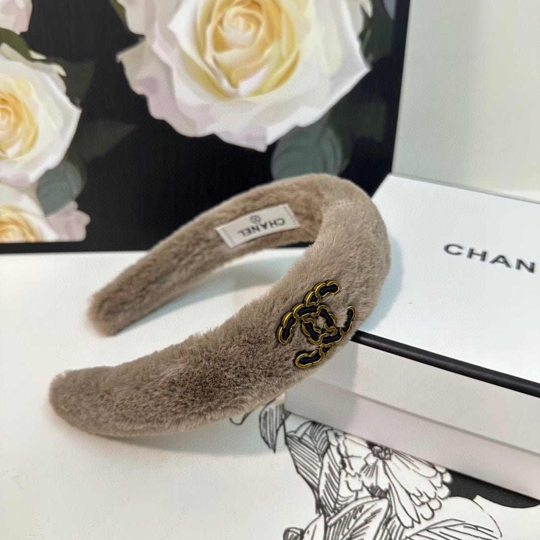 Chanel Brown Plush Fleece Embroidered CC - Image 5