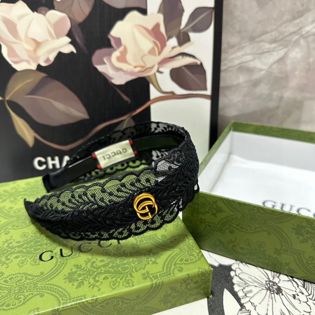 GUCCI Lace Edge GG Headband - Image 6
