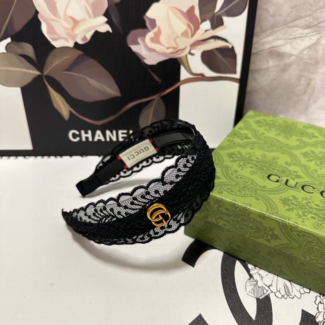 GUCCI Lace Edge GG Headband - Image 7