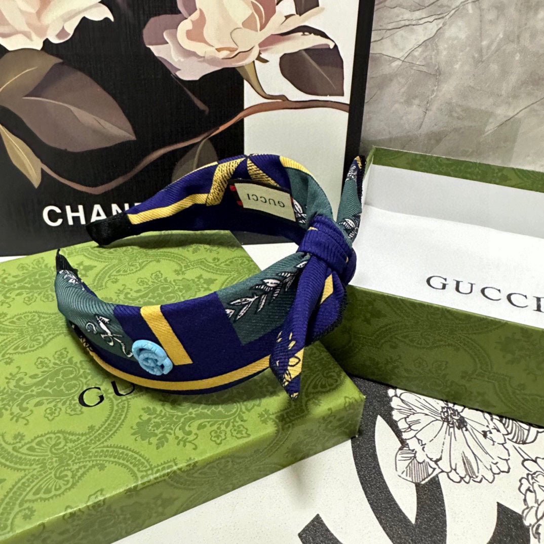 GUCCI Color Block Twisted GG Headband - Image 3