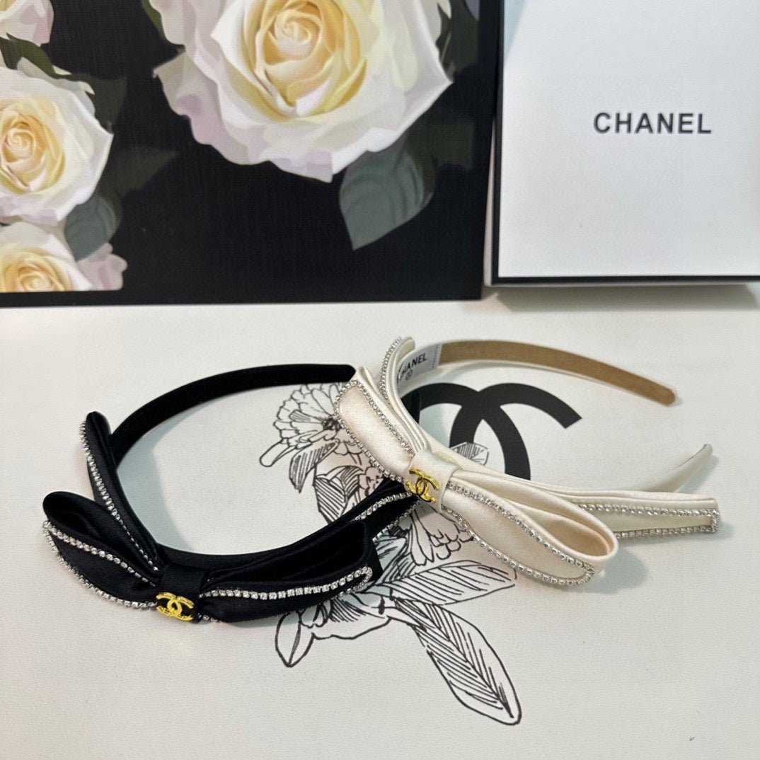 Chanel White Satin Crystal Bow Gold CC Headband - Image 9