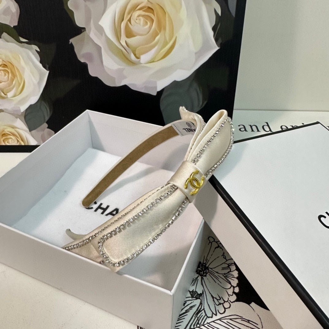Chanel White Satin Crystal Bow Gold CC Headband - Image 3