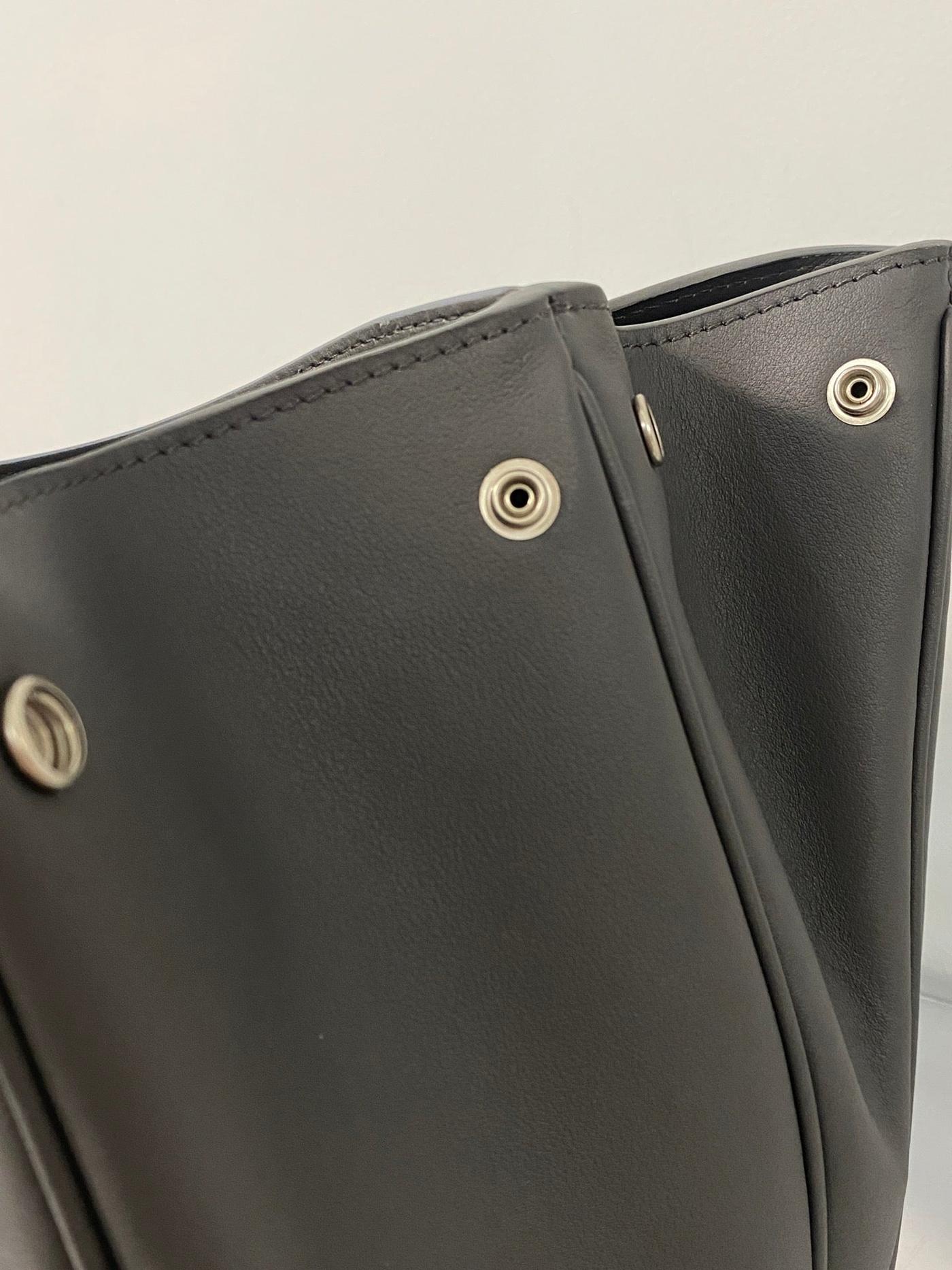 Balenciaga Rodeo Medium 35cm Calfskin Grey - Image 5
