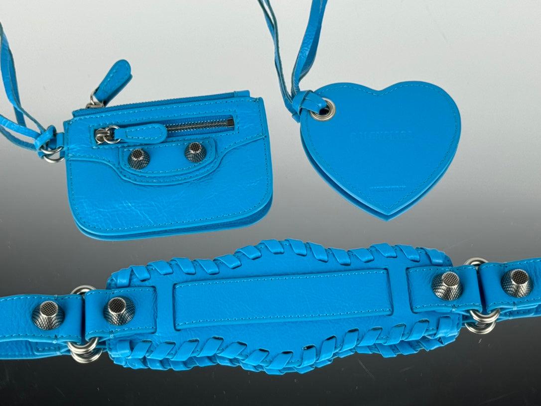 Alternative view of Balenciaga Le Cagole 26cm Blue Lambskin