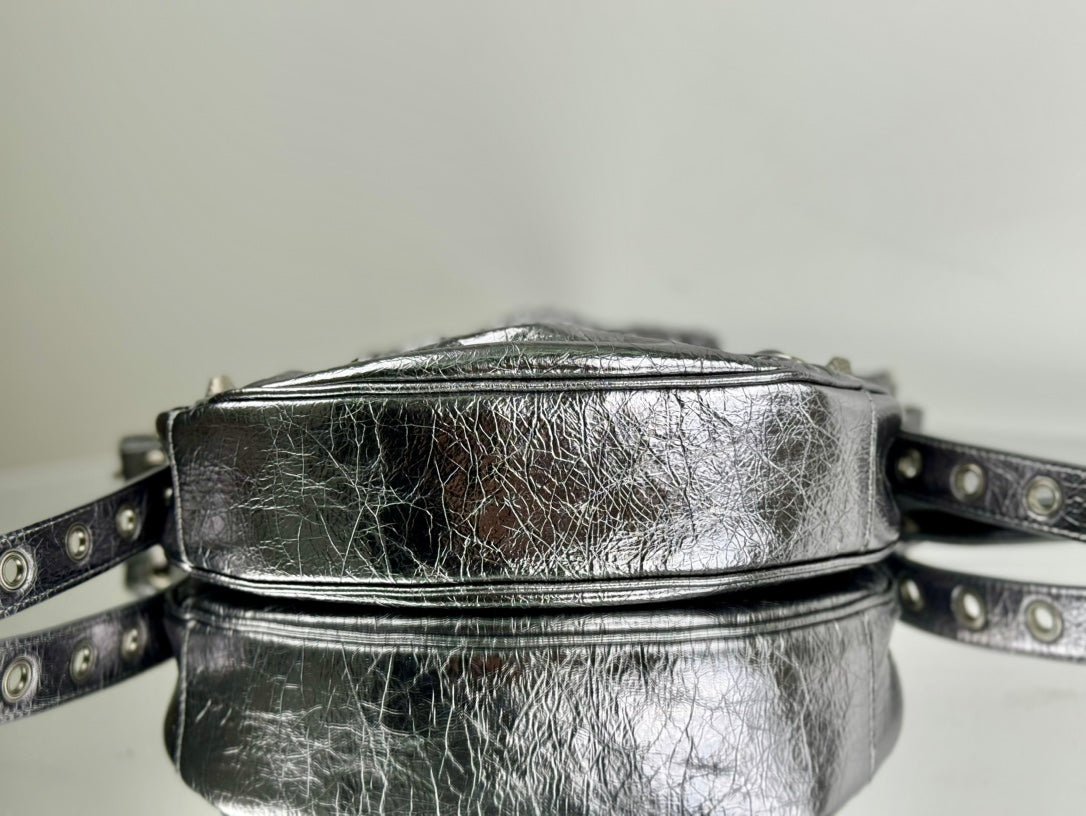 Balenciaga Le Cagole 26cm Silver Lambskin - Image 8