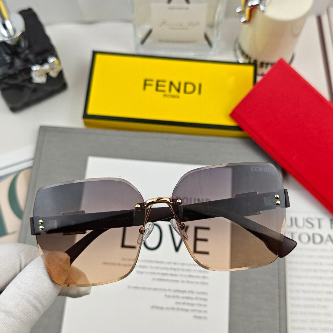 FENDI Metal Round Frame Hollowed-out Bridge Sunglasses - Image 3