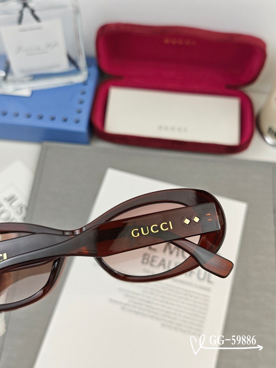 GUCCI Ivory Cat-eye Sunglasses - Image 5