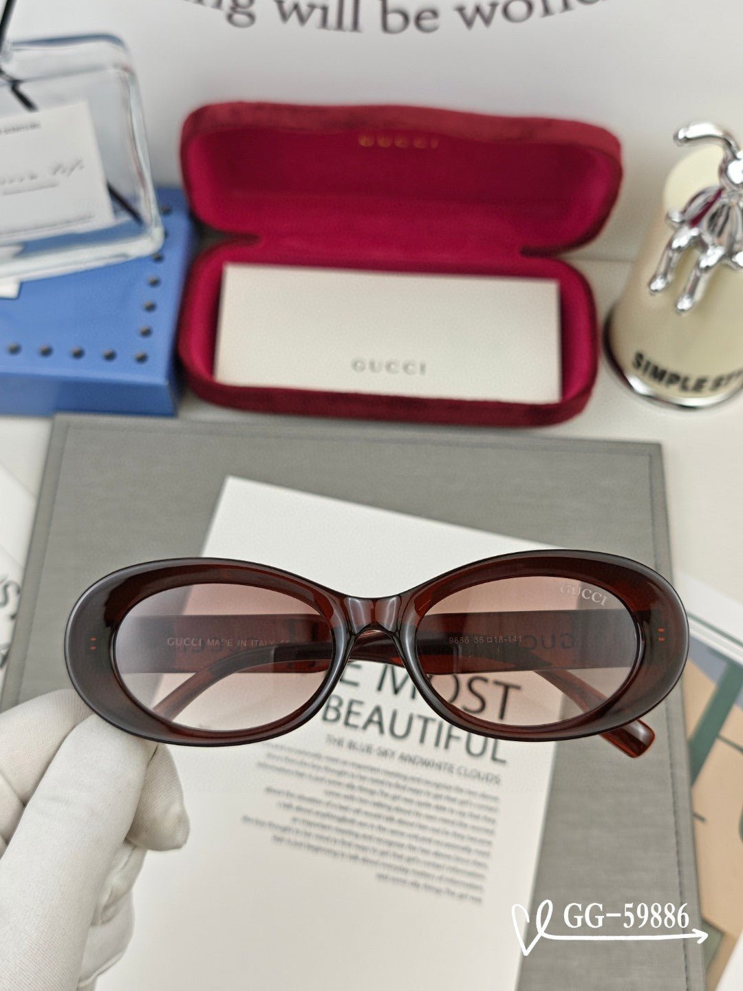GUCCI Ivory Cat-eye Sunglasses - Image 6